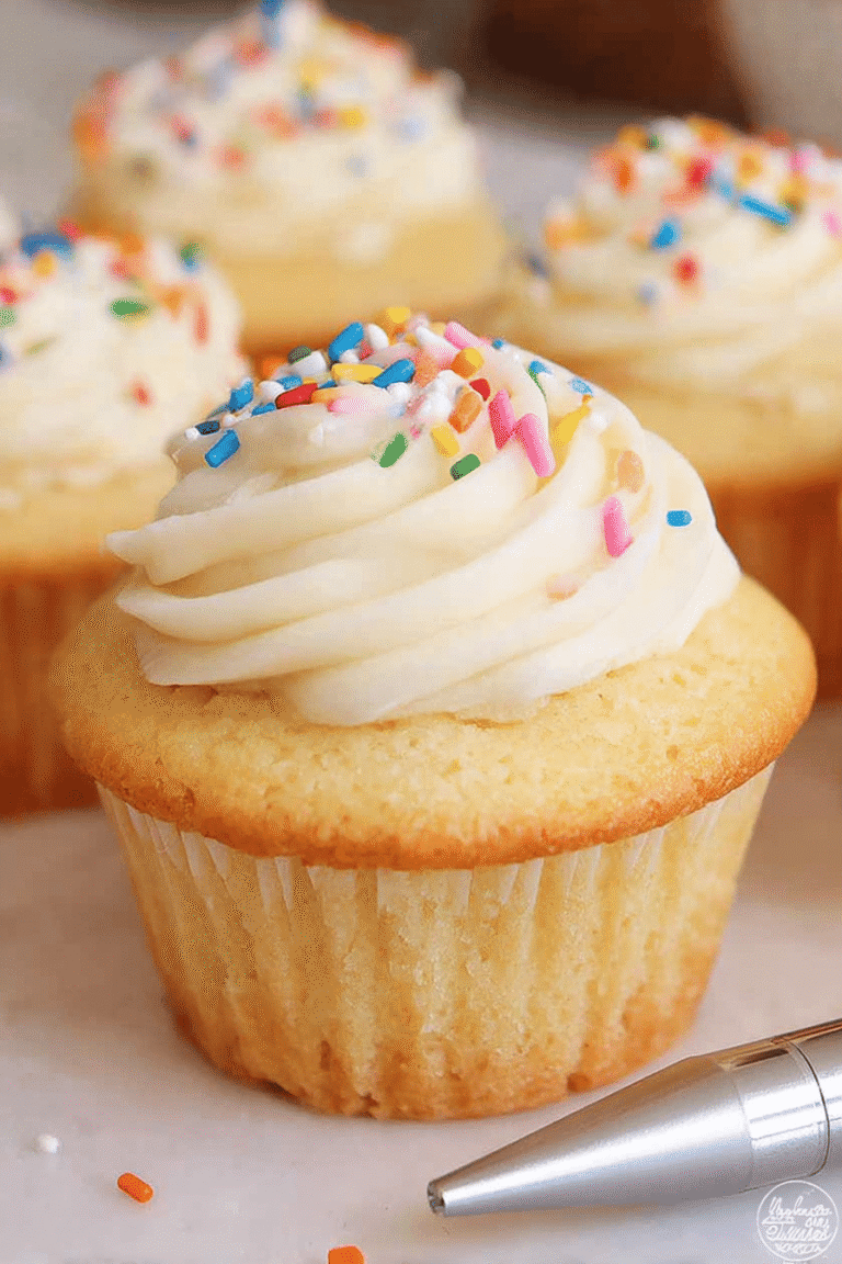 Vanilla Cupcakes 49.Png